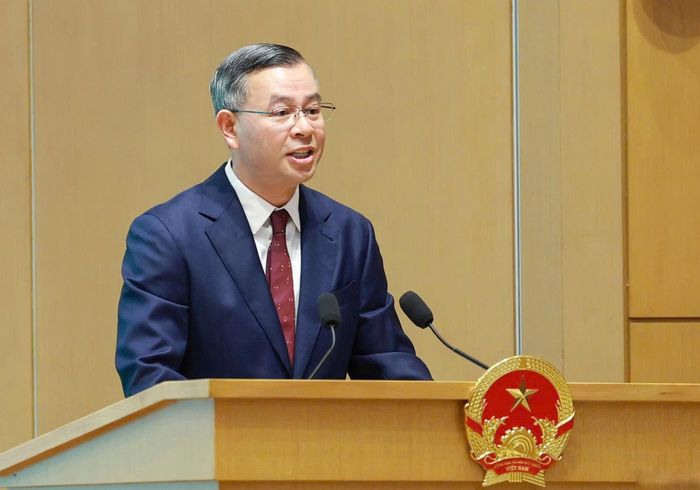  Bộ trưởng Bộ Tài chính Ngô Văn Tuấn báo cáo tại hội nghị. Ảnh: VIẾT CHUNG 