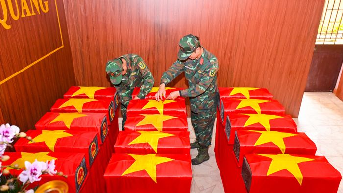 Hài cốt liệt sĩ được bảo quản trang nghiêm tại khu vực Nhà quàn hài cốt liệt sĩ Công viên Lê Thị Riêng