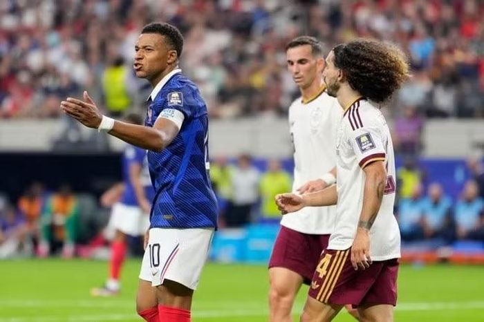 Công bằng mà nói, tuyển Pháp có hàng công sắc bén hơn tuyển Anh, khi Mbappé đang có phong độ cao.