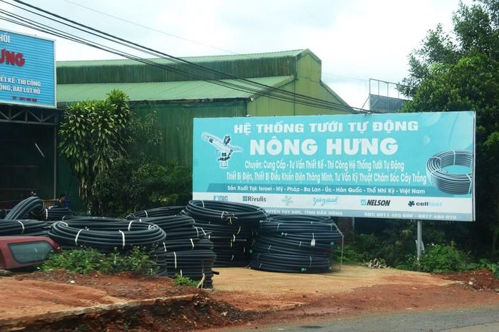 Nhờ được số hóa, hoạt động bơm tưới tự động được phát triển tại khu vực biên giới Tuy Đức. (Ảnh: Đại Dương)