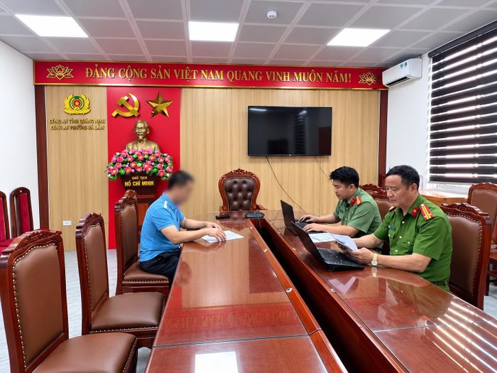 Phòng An ninh nội địa làm việc với quản trị viên hội nhóm yêu cầu gỡ bỏ thông tin chưa kiểm chứng.