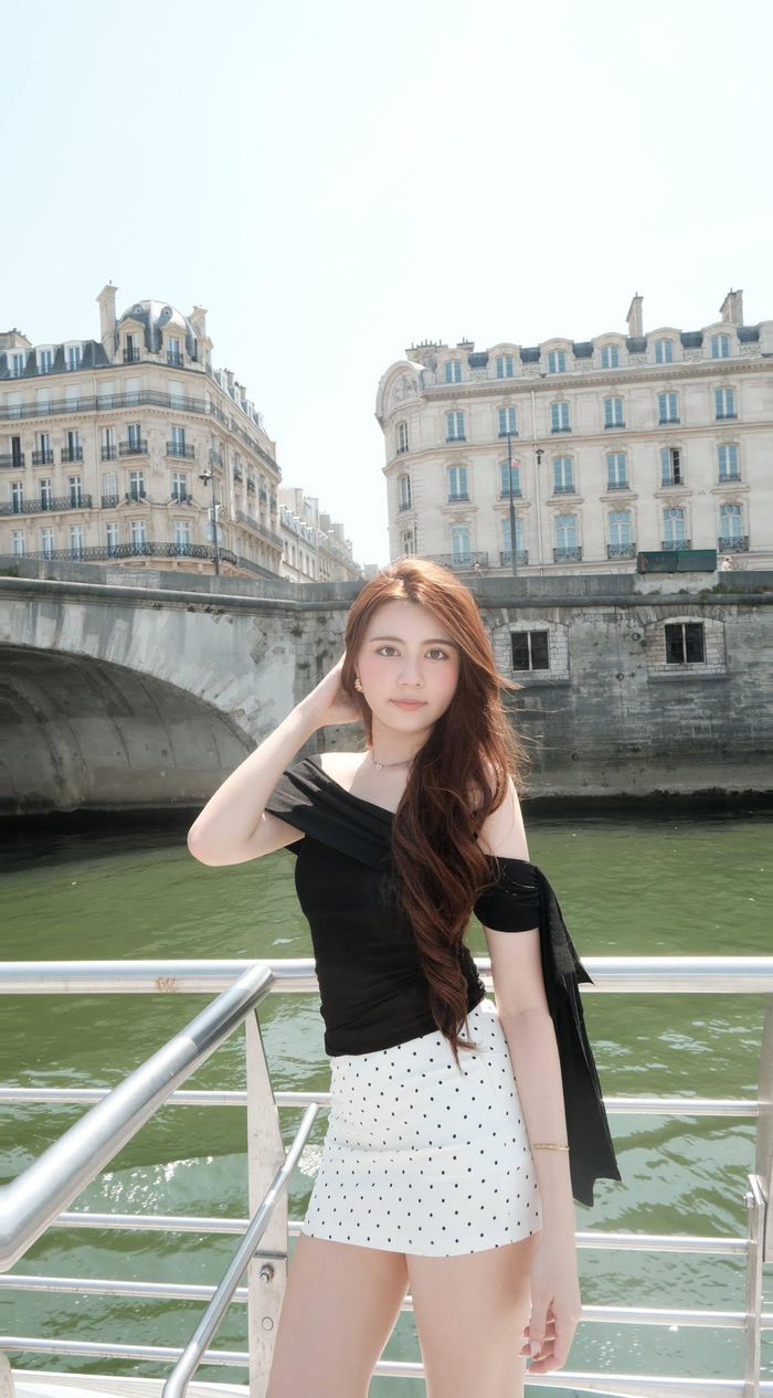 Đôi chân của Hạt Dẻ nhận được nhiều lời khen ngợi.