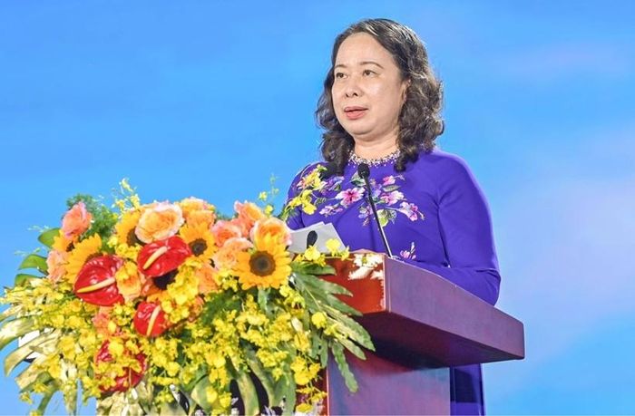 Phó Chủ tịch nước Võ Thị Ánh Xuân phát biểu chỉ đạo tại Lễ Khai mạc Festival Biển Khánh Hòa 2026. Ảnh: baokhanhhoa.