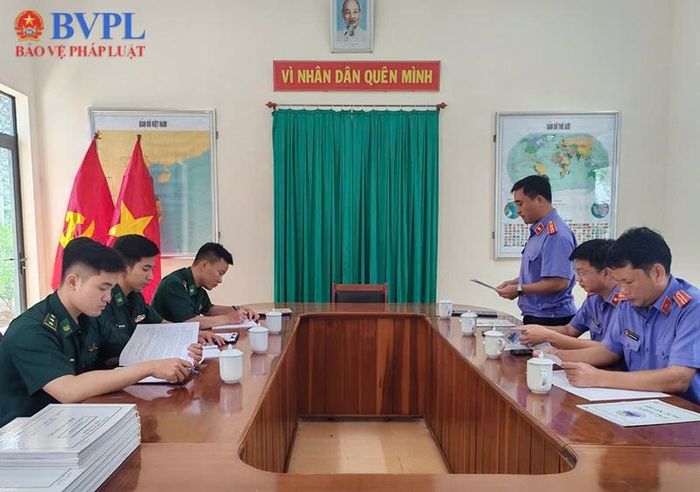 Quang cảnh tai buổi kiểm sát.