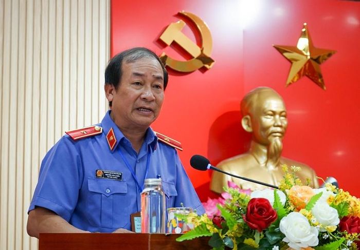 Đồng chí Nguyễn Văn Chiến, Phó Viện trưởng VKSND TP Đà Nẵng phát biểu khai mạc cuộc thi.