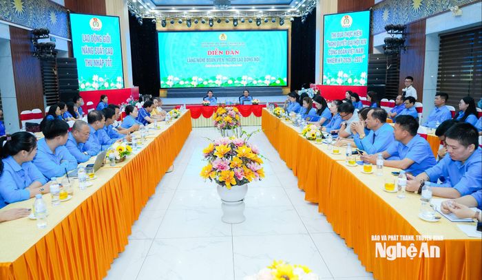Quang cảnh hội nghị. Ảnh: T.L