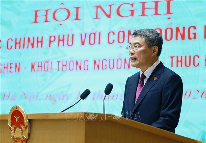 Thủ tướng Lê Minh Hưng phát biểu tại Hội nghị Thường trực Chính phủ với cộng đồng doanh nghiệp. Ảnh: Dương Giang/TTXVN