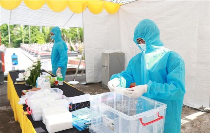 Các mẫu sinh phẩm hài cốt liệt sĩ được lấy đảm bảo chất lượng và bảo quản đúng quy trình.