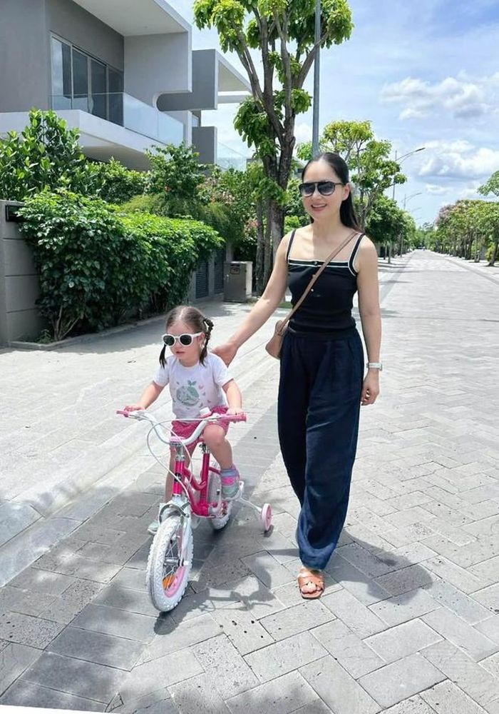 Diễn viên tự nhủ mạnh mẽ để chăm lo tốt bản thân và 2 con.