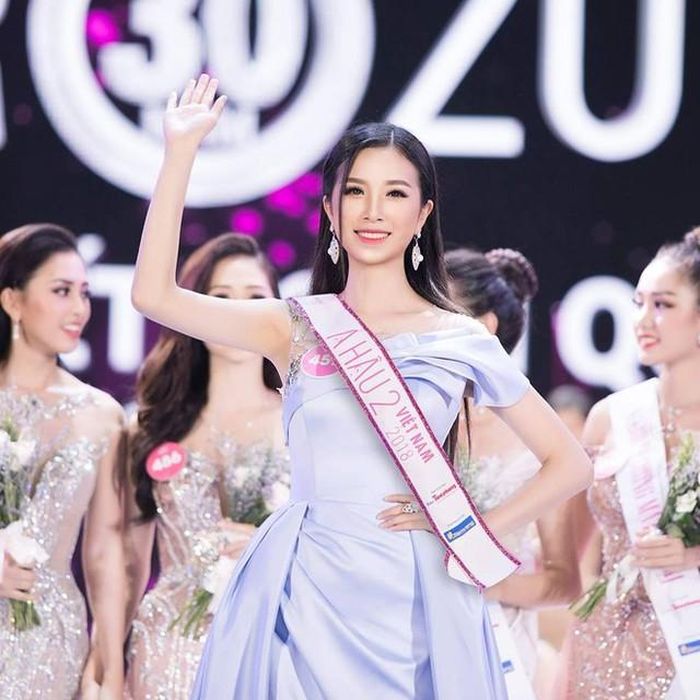 Thúy An là Á hậu 2 Hoa hậu Việt Nam 2018.