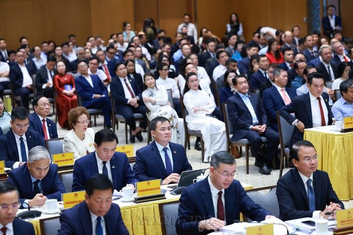 Các đại biểu tham dự Hội nghị Thường trực Chính phủ với cộng đồng doanh nghiệp. Ảnh: TTXVN.