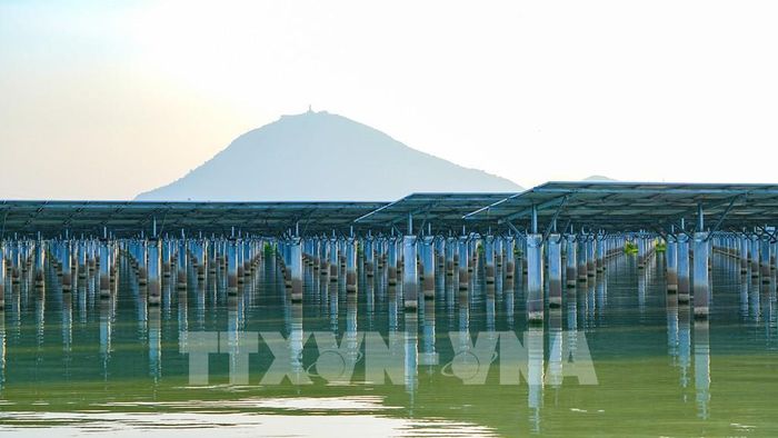 Tây Ninh đặt mục tiêu phát triển nguồn năng lượng tái tạo gắn với mục tiêu tăng trưởng xanh. Ảnh: Minh Phú - TTXVN