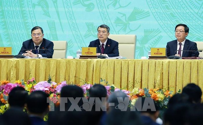 Thủ tướng Lê Minh Hưng chủ trì Hội nghị Thường trực Chính phủ với cộng đồng doanh nghiệp. Ảnh: Dương Giang – TTXVN