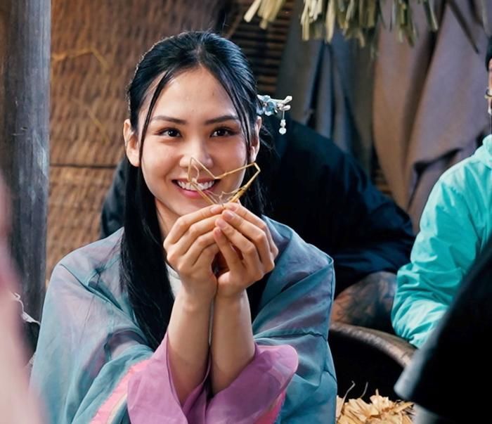Mai Phương cho biết cô bảo lưu toàn bộ quyền và lợi ích hợp pháp của mình, đồng thời mong muốn vụ việc được giải quyết trên tinh thần thiện chí, thượng tôn pháp luật.
