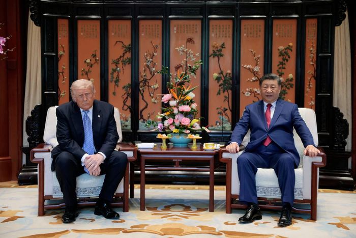 Chủ tịch Trung Quốc Tập Cận Bình và Tổng thống Mỹ Donald Trump trong cuộc gặp ở Bắc Kinh, Trung Quốc, ngày 15 tháng 5 năm 2026. Ảnh: REUTERS.