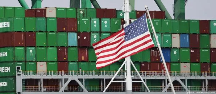 Hiệp định USMCA đã thúc đẩy kim ngạch thương mại hàng năm ở Bắc Mỹ đạt gần 2 nghìn tỷ đô la vào năm 2024. Ảnh: DW.