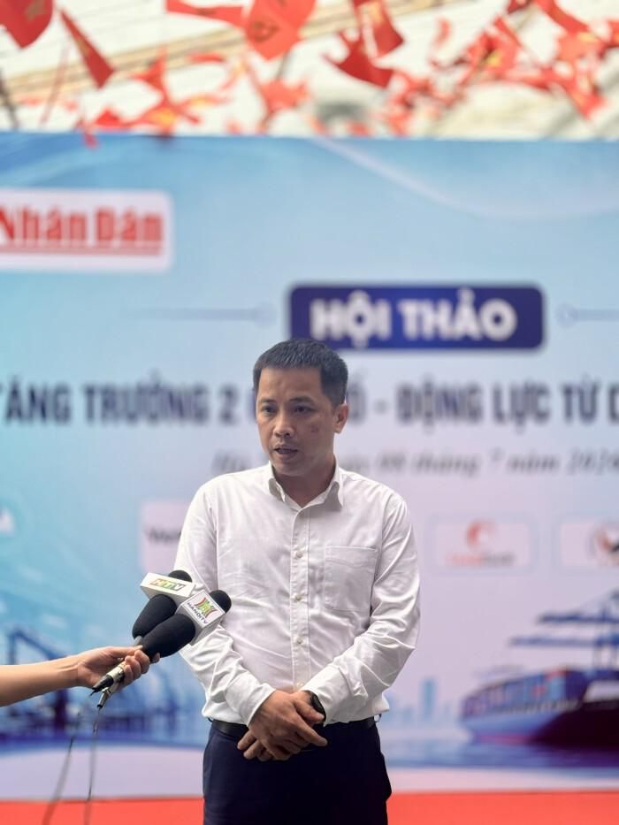 Ông Đậu Anh Tuấn, Phó Tổng thư ký, Trưởng Ban Pháp chế Liên đoàn Thương mại và Công nghiệp Việt Nam (VCCI) cho rằng cải cách thể chế chính là yếu tố then chốt. (Ảnh: Lê Hương)