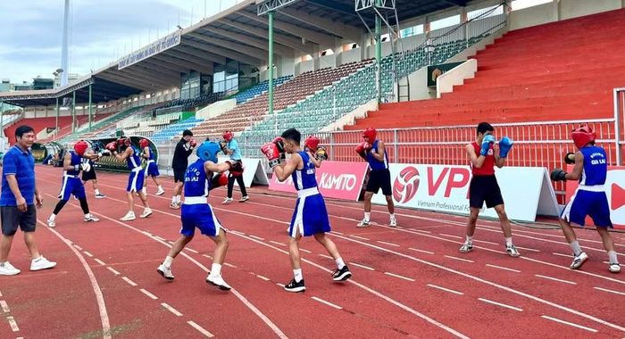 Trong điều kiện còn nhiều khó khăn về lực lượng và cơ sở tập luyện, các VĐV boxing Gia Lai luôn nỗ lực vượt khó để nâng cao trình độ. Ảnh: Huỳnh Vỹ