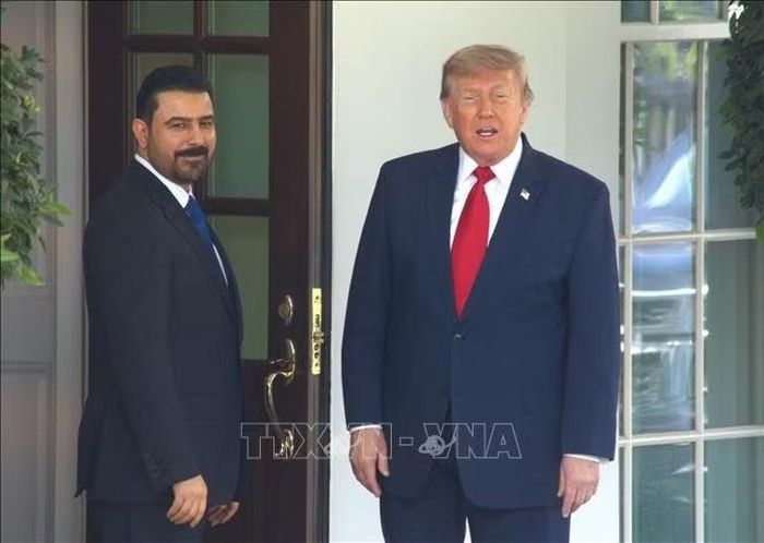 Tổng thống Mỹ Donald Trump và Thủ tướng Iraq Ali al-Zaidi tại cuộc gặp ở Nhà Trắng, Washington, D.C., ngày 14-7-2026. Ảnh: TTXVN