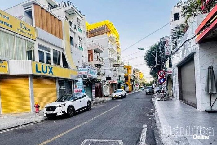 Đường Võ Trứ.