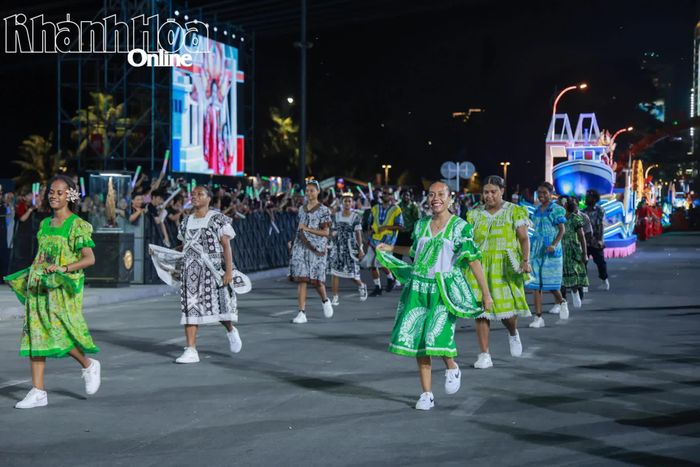 Đoàn nghệ thuật Vanuatu tham gia đêm Carnival.