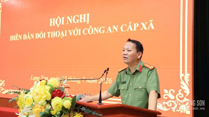 Đồng chí Đại tá Triệu Tuấn Hải, Phó Bí thư Đảng ủy, Phó Giám đốc Công an tỉnh phát biểu tại hội nghị