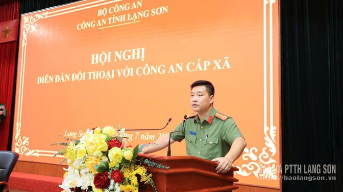 Đồng chí Đại tá Vũ Thanh Tùng, Giám đốc Công an tỉnh phát biểu kết luận Hội nghị