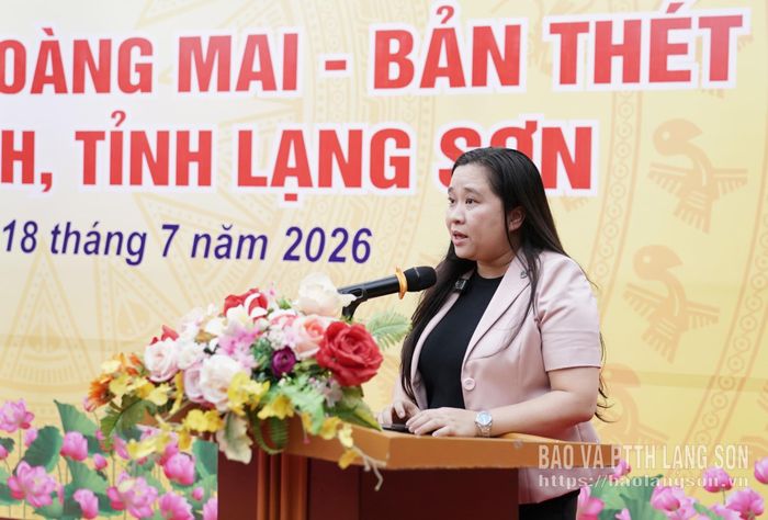Lãnh đạo Trường TH-THCS-THPT Ngôi sao Hoàng Mai phát biểu tại lễ khởi công