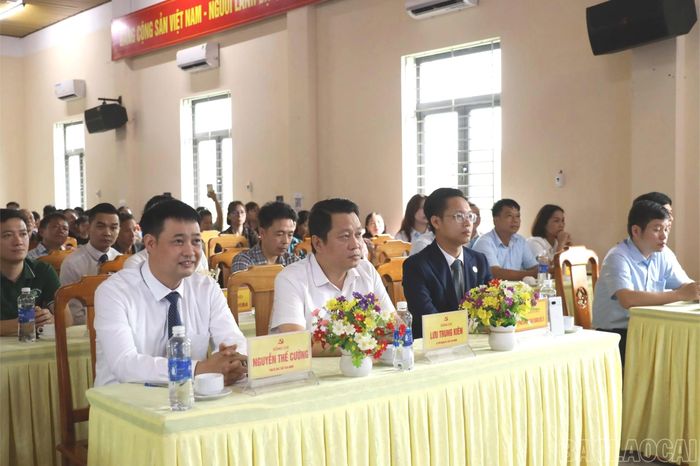Đại biểu, đoàn viên thanh niên và Nhân dân tham dự Ngày hội việc làm xã Xuân Ái năm 2026.
