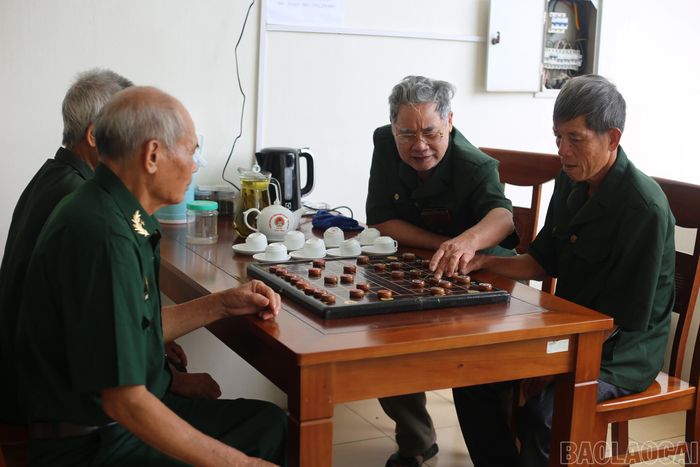 Các hoạt động giao lưu góp phần nâng cao đời sống tinh thần cho người có công trong thời gian điều dưỡng.
