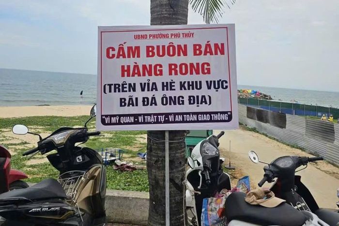 Địa phương gắn biển cấm bán hàng rong khu vực Đá Ông Địa