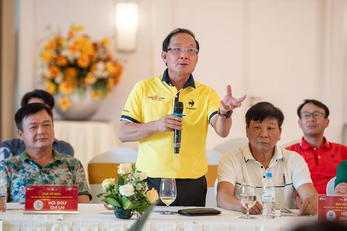 Đại diện các hội Golf phát biểu đóng góp ý kiến về Giải Vô địch Hội Golf các tỉnh miền Trung và Tây Nguyên năm 2026