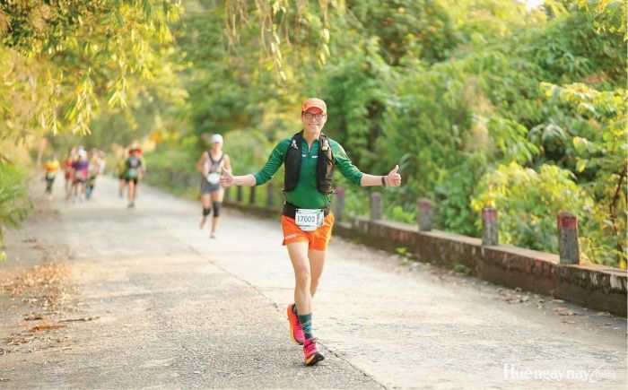 Giải chạy trail “Chinh phục đỉnh Bạch Mã” năm 2026 với thông điệp chung tay bảo tồn đa dạng sinh học. Ảnh: Minh Phương