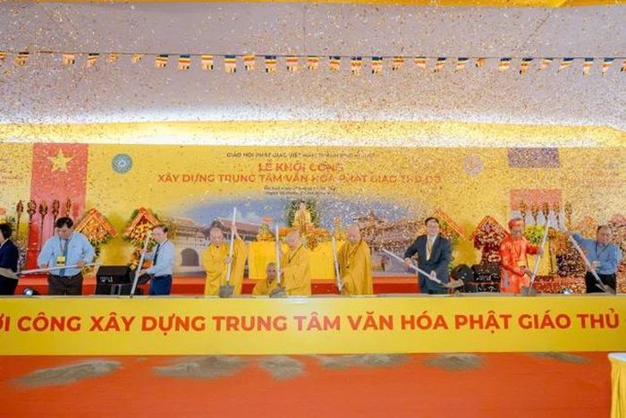 Nghi thức động thổ khởi công xây dựng Trung tâm Văn hóa Phật giáo Thủ đô