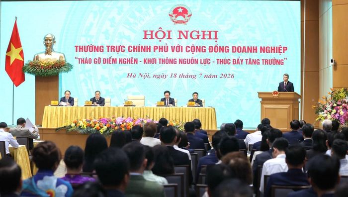 Thủ tướng Chính phủ Lê Minh Hưng phát biểu kết luận hội nghị. Ảnh: Đoàn Bắc