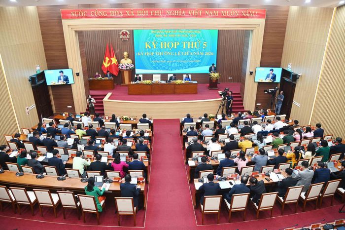 Quang cảnh kỳ họp
