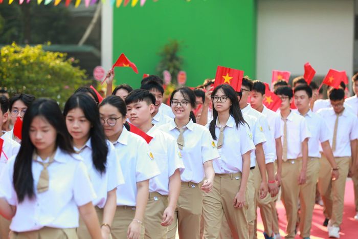 Học sinh trường THPT Phan Huy Chú - Đống Đa. Ảnh: Trường THPT Phan Huy Chú - Đống Đa