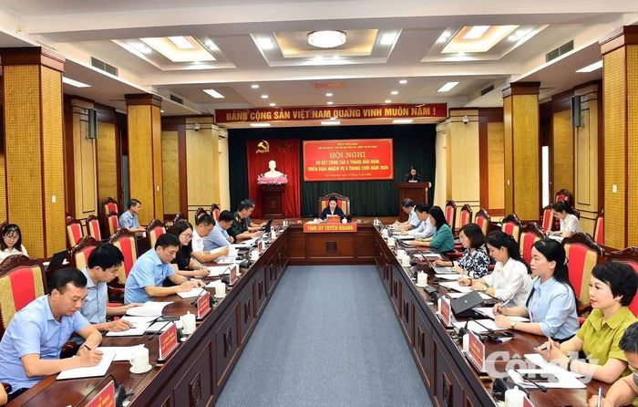 Toàn cảnh hội nghị.