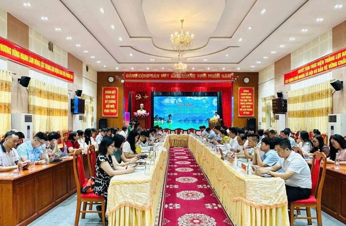 Toàn cảnh Tọa đàm "Liên kết, hợp tác phát triển du lịch Hà Nội - Tuyên Quang năm 2026"
