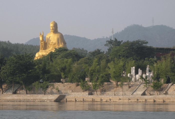 Chậm tiến độ 5,5 năm so với kế hoạch (phải hoàn thành năm 2020), dự án không đủ điều kiện pháp lý để tiếp tục điều chỉnh chủ trương đầu tư nên bị chấm dứt hoạt động.
