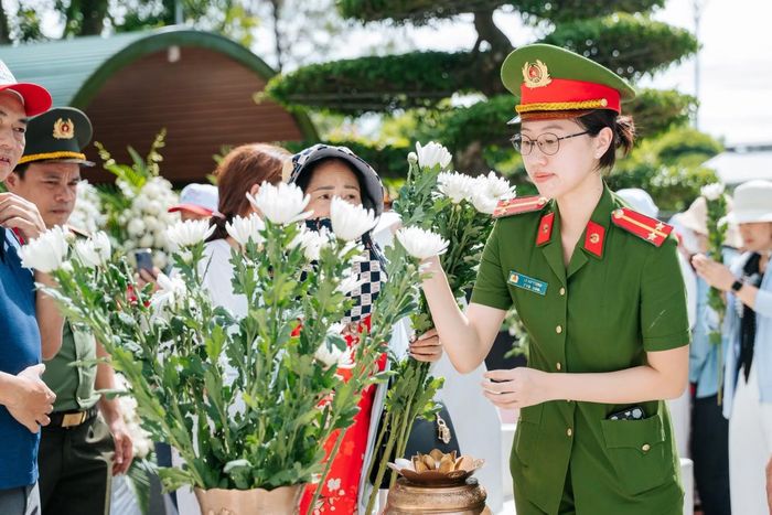 Khu di tích đang trở thành địa chỉ đỏ giáo dục truyền thống và lòng yêu nước cho nhiều thế hệ, trong đó có không ít người trẻ.