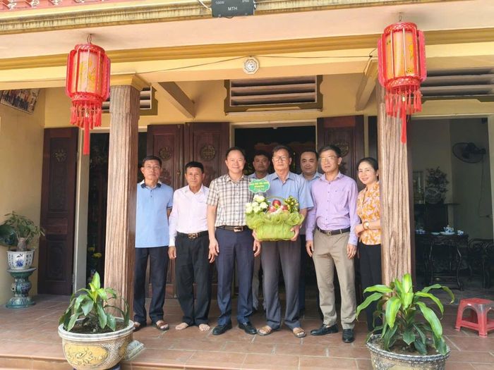 Đoàn công tác số 1 do đồng chí Vũ Văn Tuân, Bí thư Đảng ủy, Chủ tịch HĐND xã làm Trưởng đoàn.