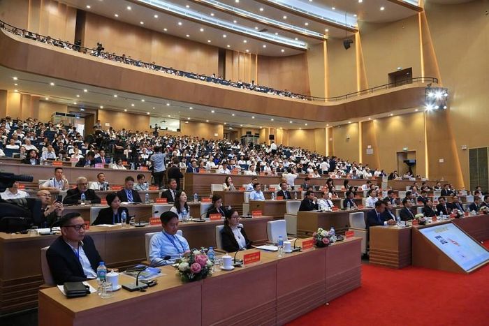 Các đại biểu tham dự hội nghị.