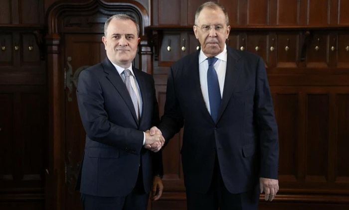 Ngoại trưởng Nga Sergey Lavrov và người đồng cấp Azerbaijan Jeyhun Bayramov tại cuộc hội đàm ngày 17/7 tại Moskva. (Nguồn: mid.ru)