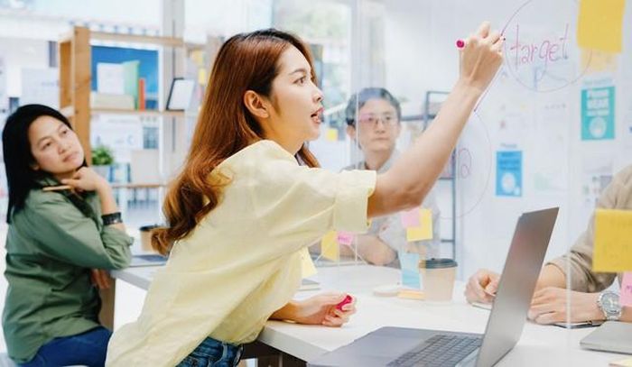 Với Sư Tử, thành công không chỉ nằm ở kết quả mà còn ở việc được công nhận là người tiên phong. Ảnh minh họa