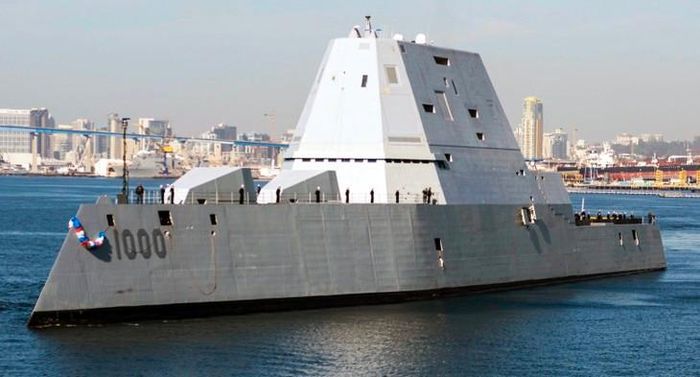 Tàu khu trục USS Zumwalt của Hải quân Mỹ. (Ảnh: MW)