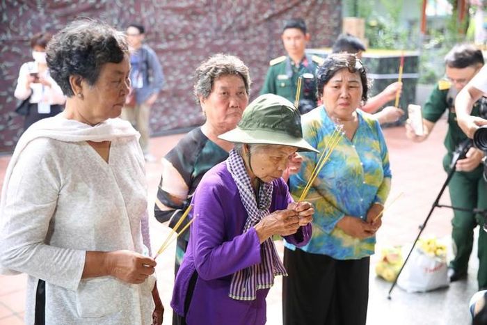Bà Nguyễn Thị Lệ được công nhận là thân nhân liệt sĩ. Ảnh: P.Thương.