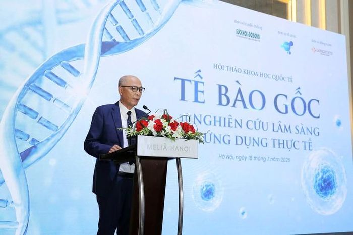 TS.BS Nguyễn Tiến Dũng, Viện trưởng Viện Nghiên cứu và Ứng dụng Công nghệ Tế bào, đơn vị tổ chức Hội thảo quốc tế "Tế bào gốc: Từ nghiên cứu lâm sàng đến ứng dụng thực tiễn".