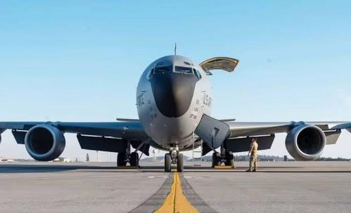 Tuy nhiên, Bộ Tư lệnh Trung tâm Mỹ (CENTCOM) được cho là vẫn ưu tiên sử dụng sân bay Ben Gurion nhờ khả năng tiếp cận thuận lợi và hạ tầng phù hợp.