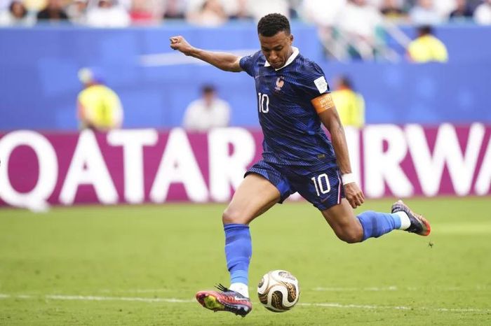 Kylian Mbappe ghi bàn thắng thứ ba cho đội nhà trong trận tranh huy chương đồng FIFA World Cup 2026. Nguồn: Getty Images